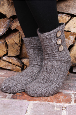 grey-slipper-sock_2108263618